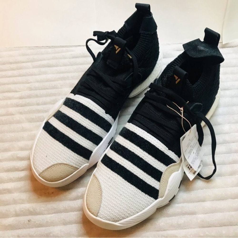 adidas Trae Young 2.0 Basketball Shoes Black White Sneakers Men’s size 12